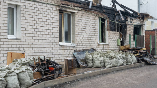 24/7 Emergency Fire Damage Removal experts in Garnet, CA